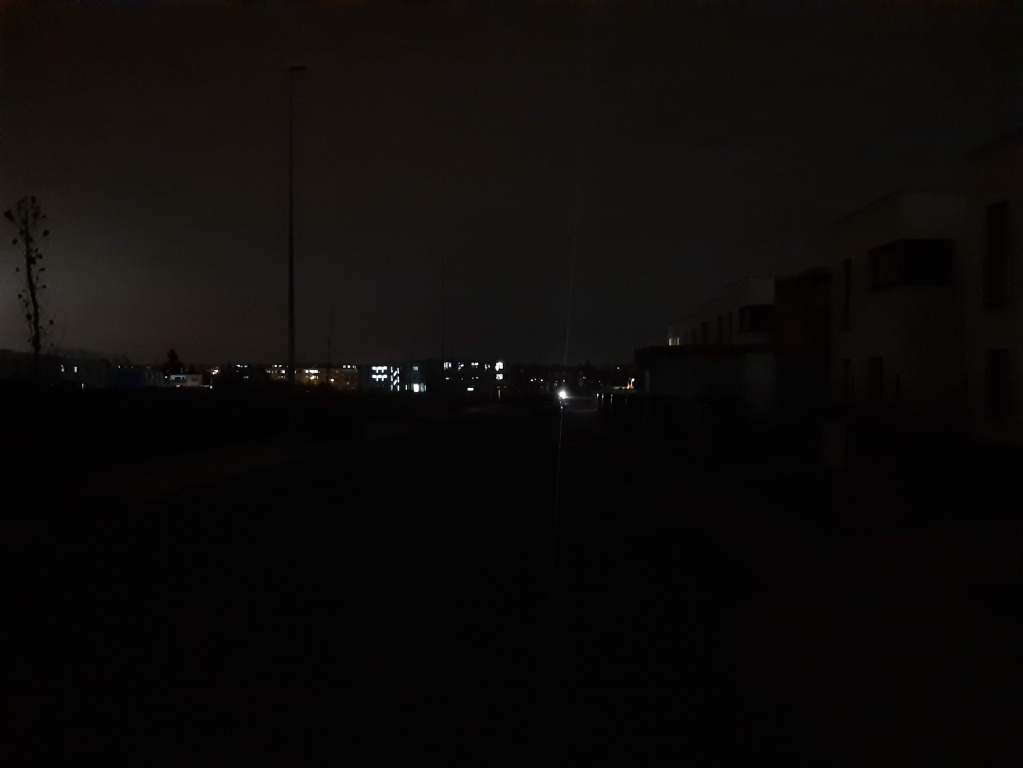 Nefunkční osvětlení v části ulice U Hostavického potoka