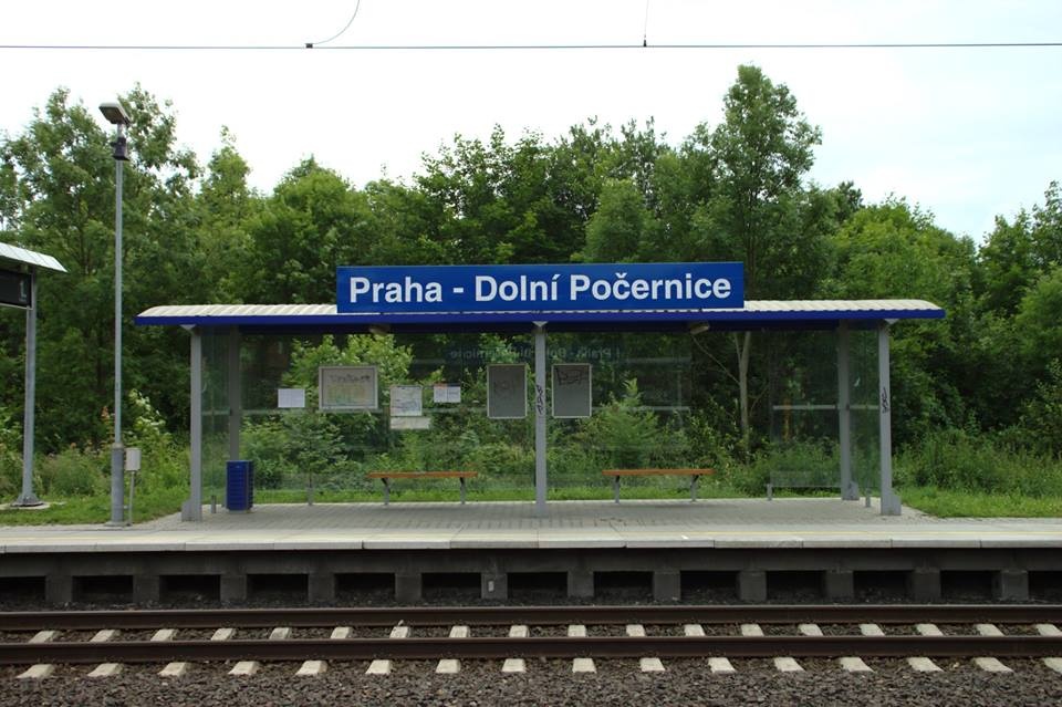 Vlaková zastávka Dolní Počernice