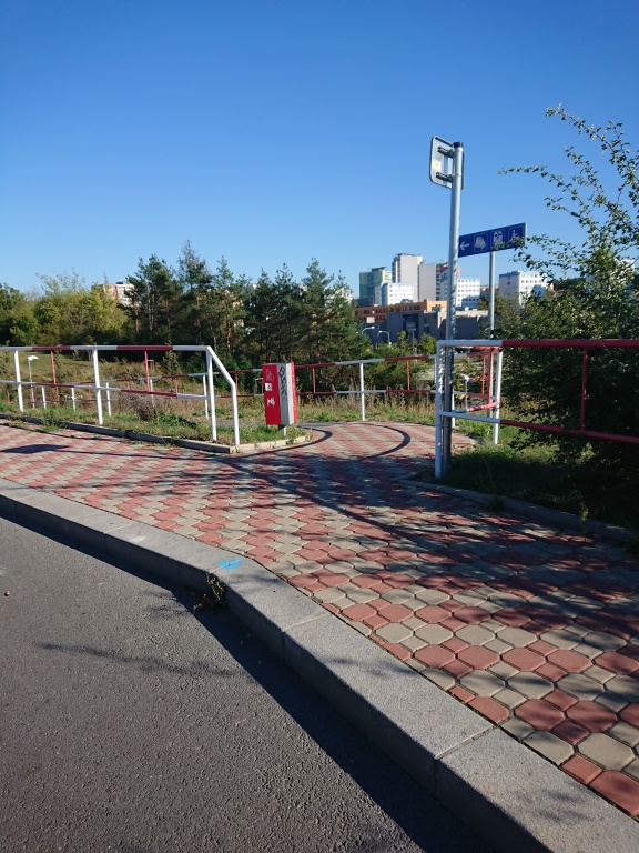 Dopravní dostupnost vlakové stanice Hostivař pro "kolečka"
